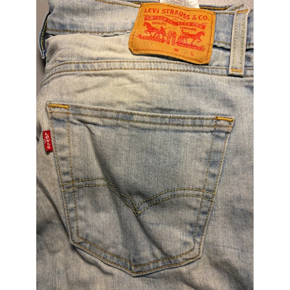 Levis brand levi